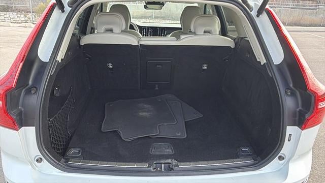 2021 Volvo XC60 T5 Inscription