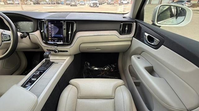 2021 Volvo XC60 T5 Inscription