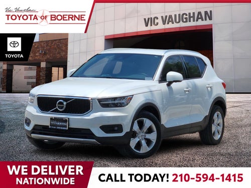 2021 Volvo XC40 Momentum