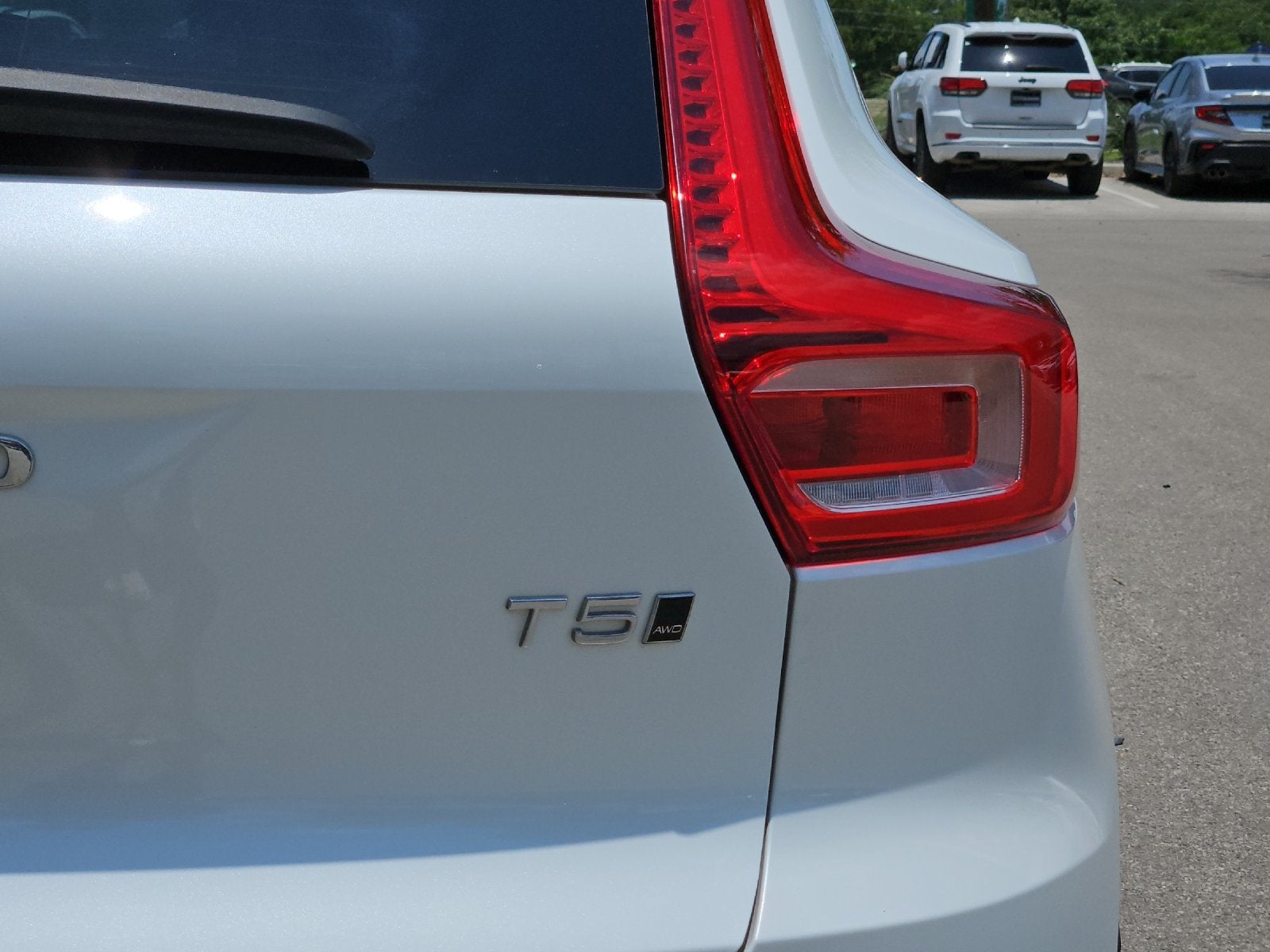 2021 Volvo XC40 Momentum