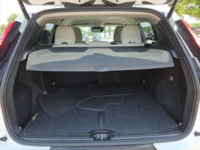 2021 Volvo XC40 Momentum