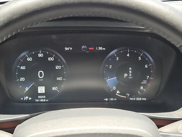 2021 Volvo XC40 Momentum