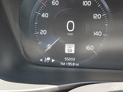 2021 Volvo XC40 Momentum