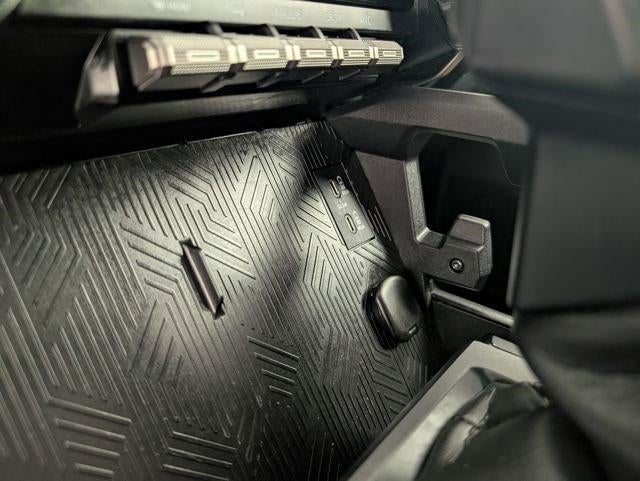 2024 Toyota Tacoma SR5 4WD