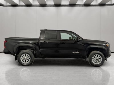 2024 Toyota Tacoma SR5 4WD