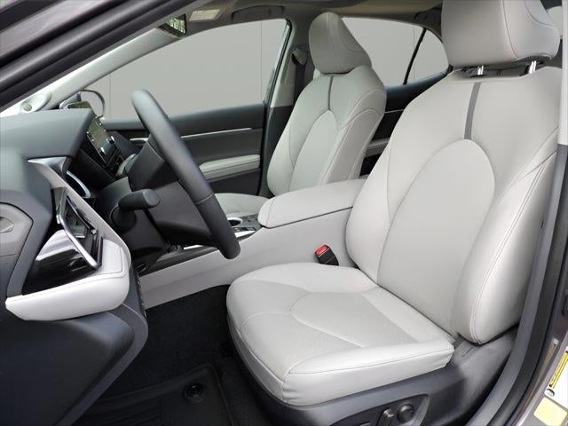 2024 Toyota Camry Hybrid XLE