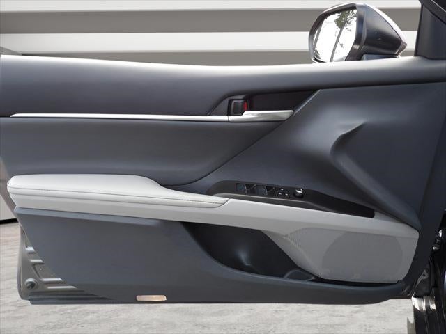 2024 Toyota Camry Hybrid XLE