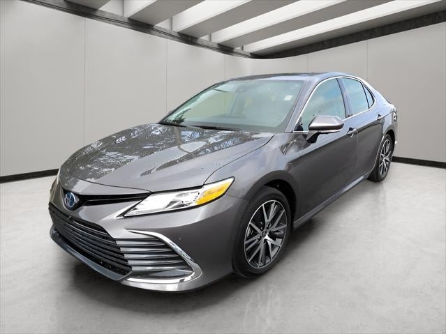 2024 Toyota Camry Hybrid XLE