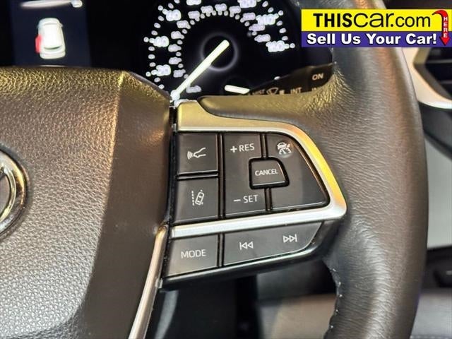 2022 Toyota Sienna XLE