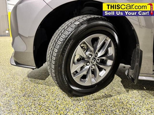 2022 Toyota Sienna XLE