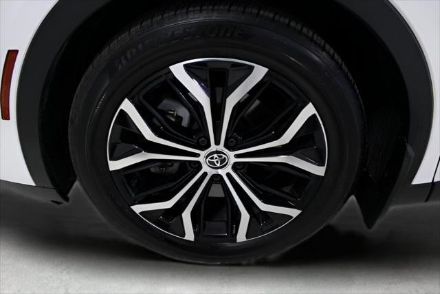 2023 Toyota Crown XLE