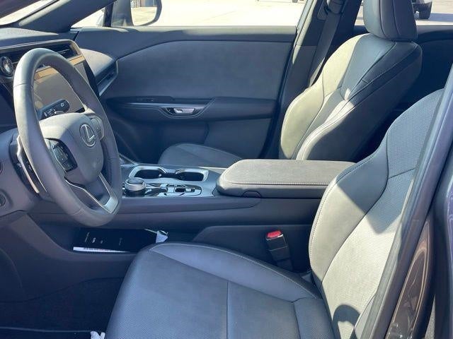 2023 Lexus RZ 450e Luxury