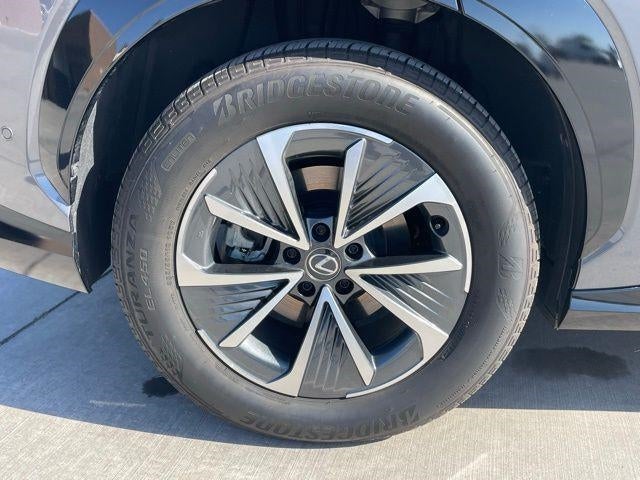 2023 Lexus RZ 450e Luxury