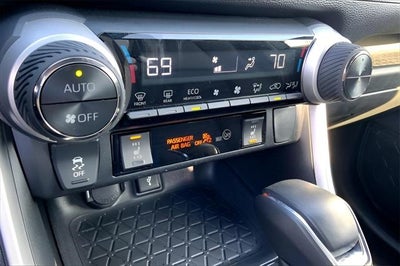 2020 Toyota RAV4 Hybrid XSE